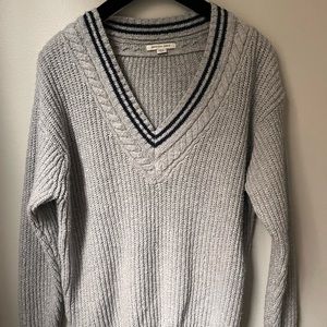 American Eagle Grey Knit Sweater
